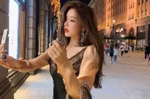 “渣女”谢芷蕙：与陈冠希的爱恨情仇300张艳照让人沸腾